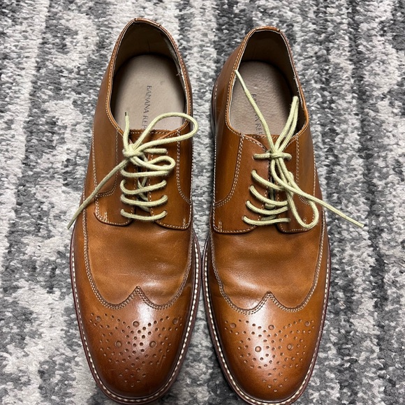 Banana Republic Mens 8.5 Brown Leather Wingtip Brogue Derby Oxfords Dress Shoes. - Picture 3 of 14